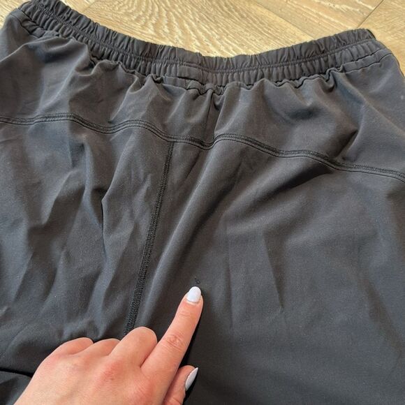 lululemon Final Play Crop Trackpant 23" Black Sz8 - Picture 12 of 13